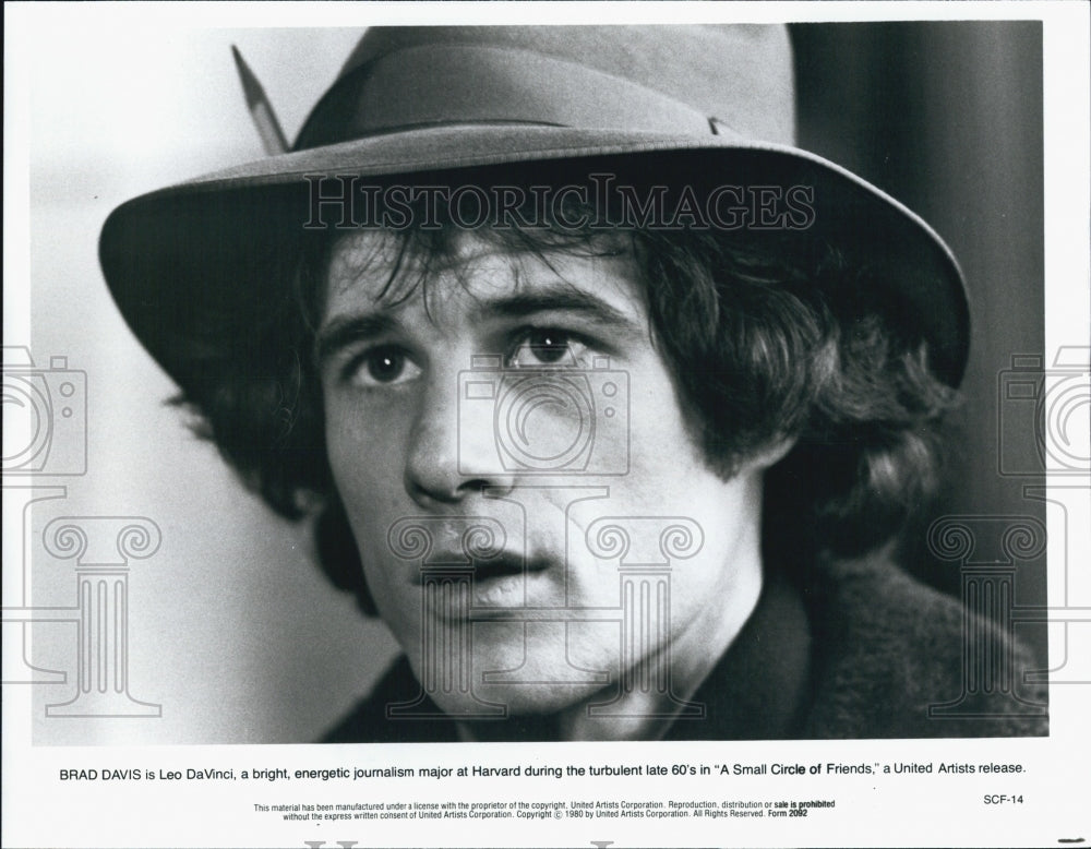 1980 Press Photo Actor Brad Davis  In Movie "A Small Circle Of Friends" - Historic Images