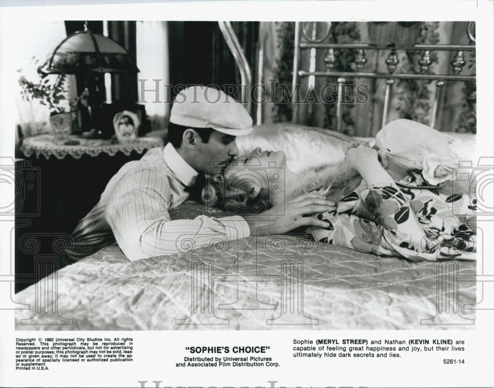 1982 Press Photo Meryl Streep And Kevin Kline Universal Pictures Sophie's Choice - Historic Images