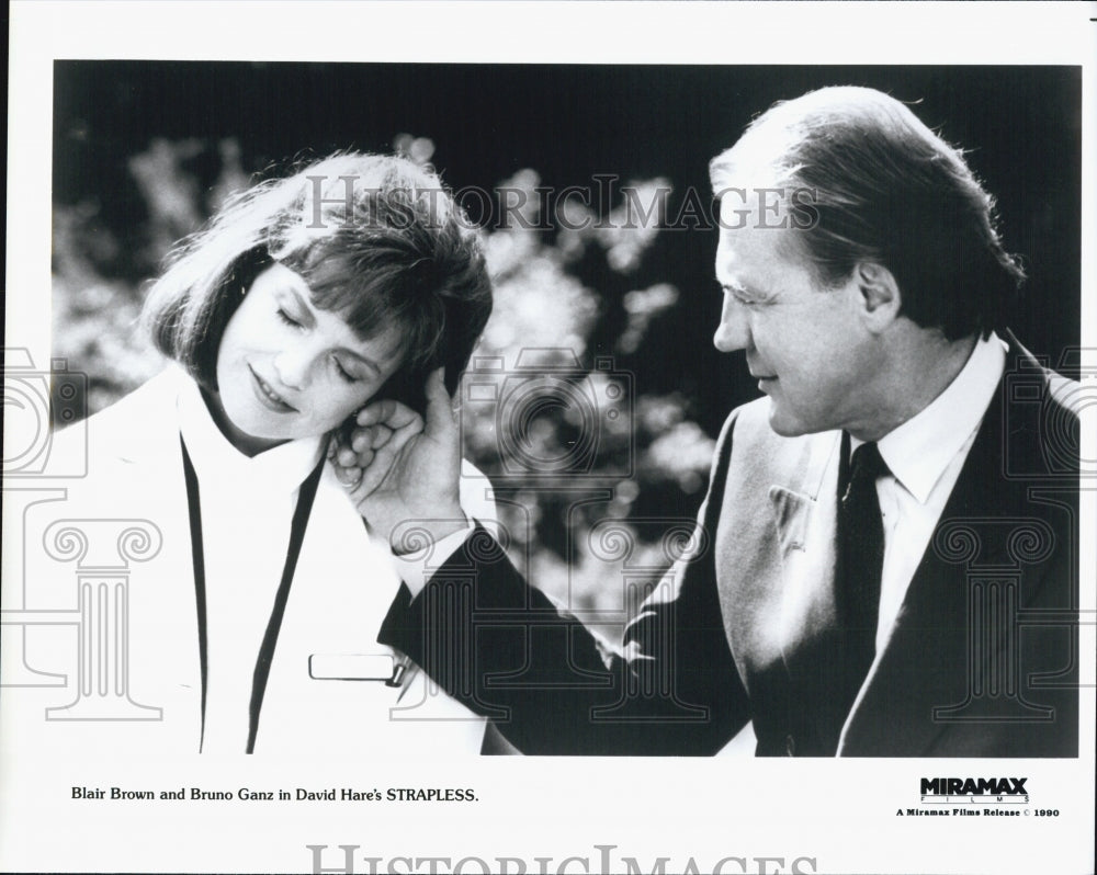 1990 Press Photo Actress Blair Brown Actor Bruno Ganz in David Hare&#39;s Strapless - Historic Images