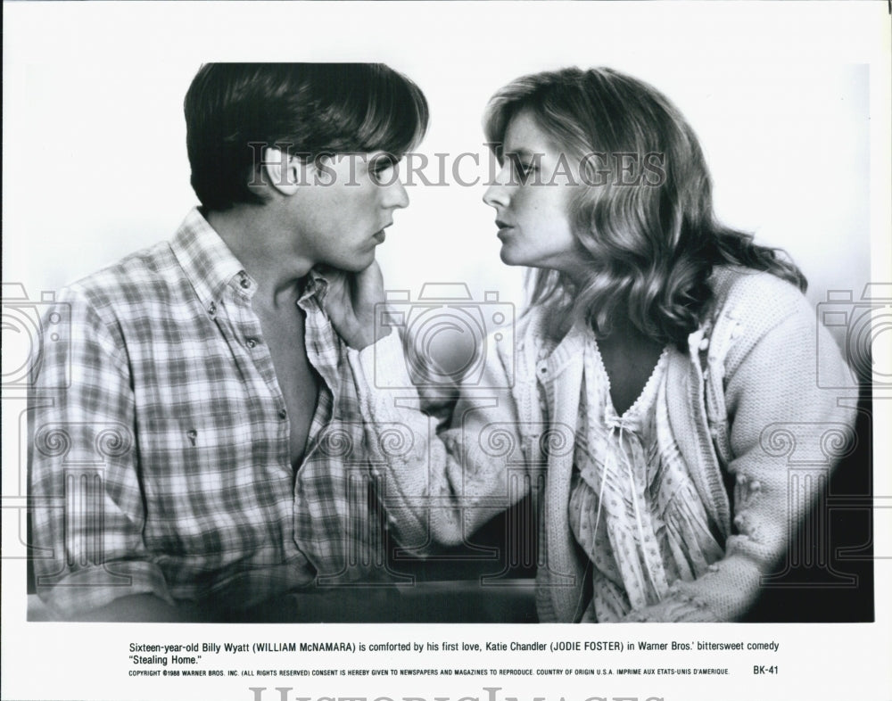1988 Press Photo William McNamara and Jodie Foster in scene from &quot;Stealing Home&quot; - Historic Images