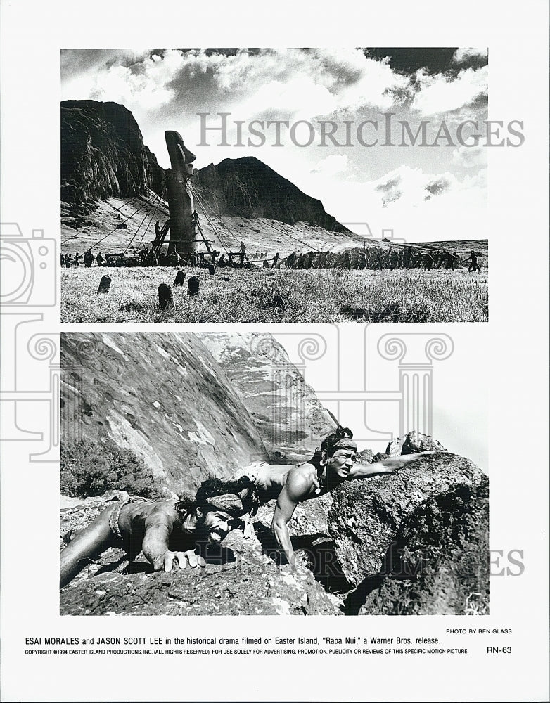 1994 Press Photo Esai Morales and Jason Scott Lee in "Rapa Nui" - Historic Images
