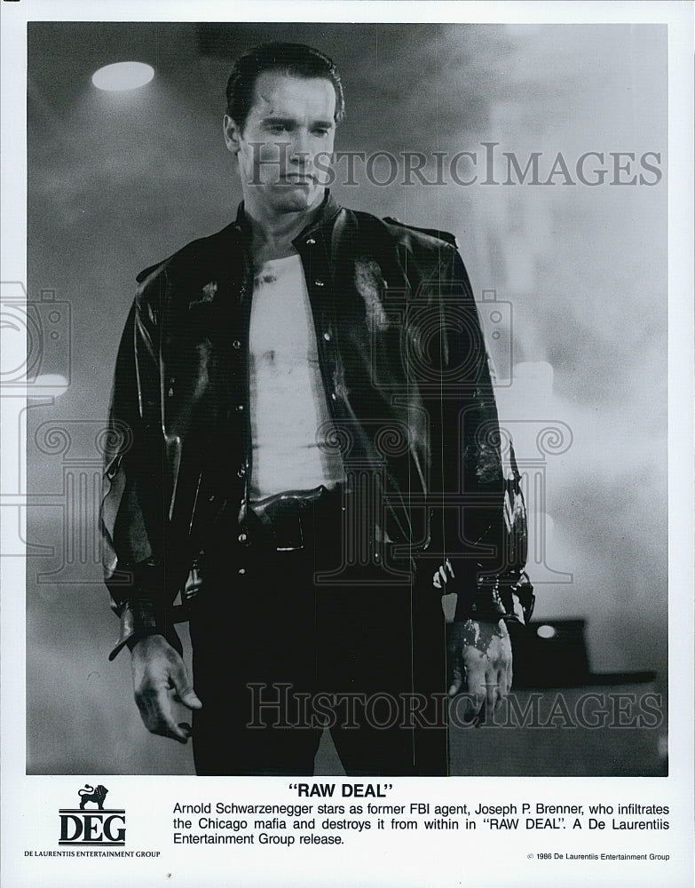 1986 Press Photo Arnold Schwarzenegger in &quot;Raw Deal&quot; - Historic Images