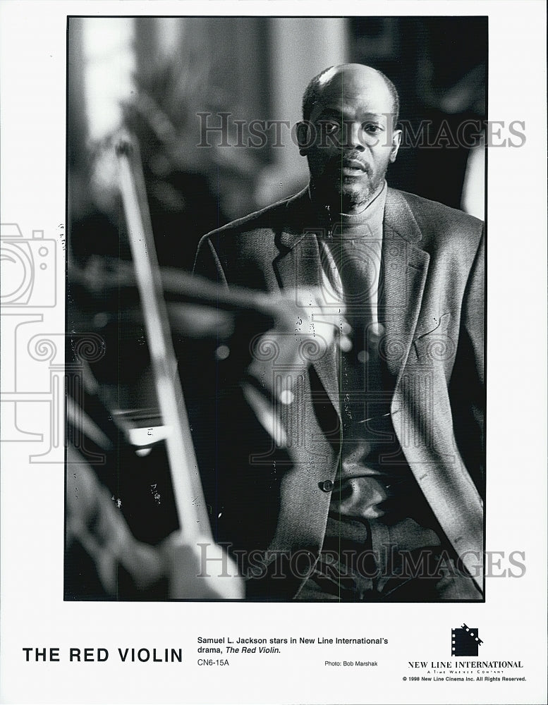 1998 Press Photo Samuel L. Jackson, star of the film "The Red Violin" - Historic Images