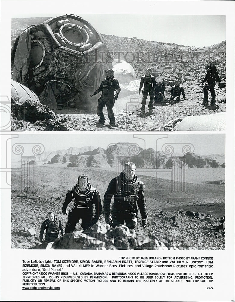 2000 Press Photo  "Red Planet" Tom Sizemore,Val Kilmer,T Stamp,Ben Bratt,S Baker - Historic Images