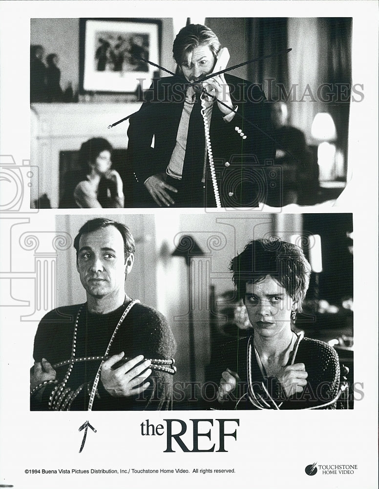 1994 Press Photo Denis Leary & Judy Davis in "The Ref" - Historic Images
