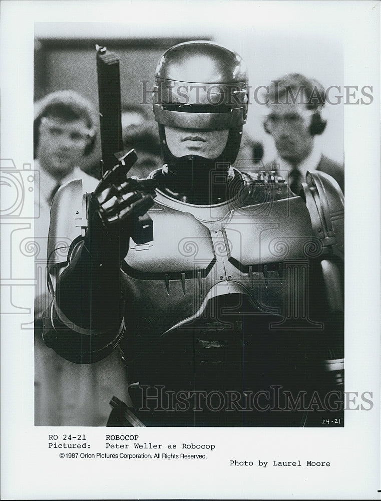 1987 Press Photo Orion Pictures Corporation Movie "Robocop" Stras Peter Weller - Historic Images