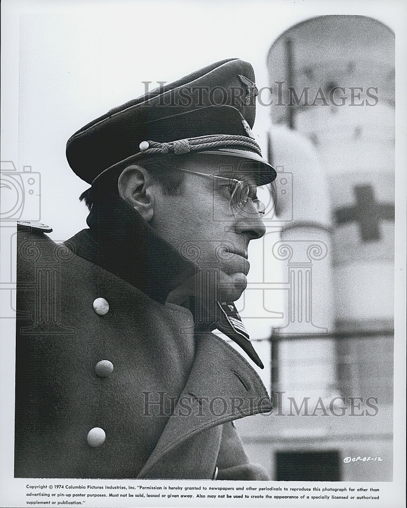 1974 Press Photo "Unknown Actor in Columbia Pictures Movie" - Historic Images