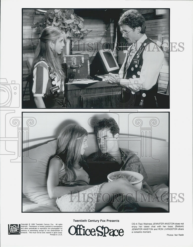 1999 Press Photo &quot;Office Space&quot; Jennifer Anniston &amp; Ron Livingston - Historic Images