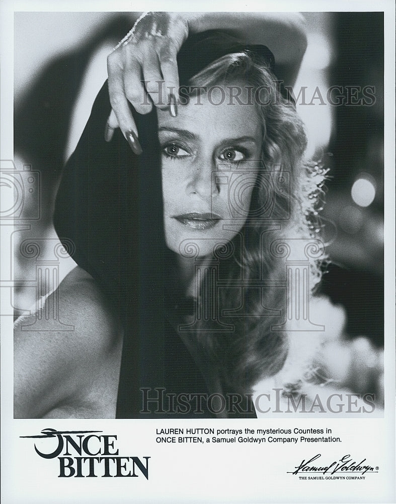 1985 Press Photo Lauren Hutton in &quot;Once Bitten&quot; - Historic Images