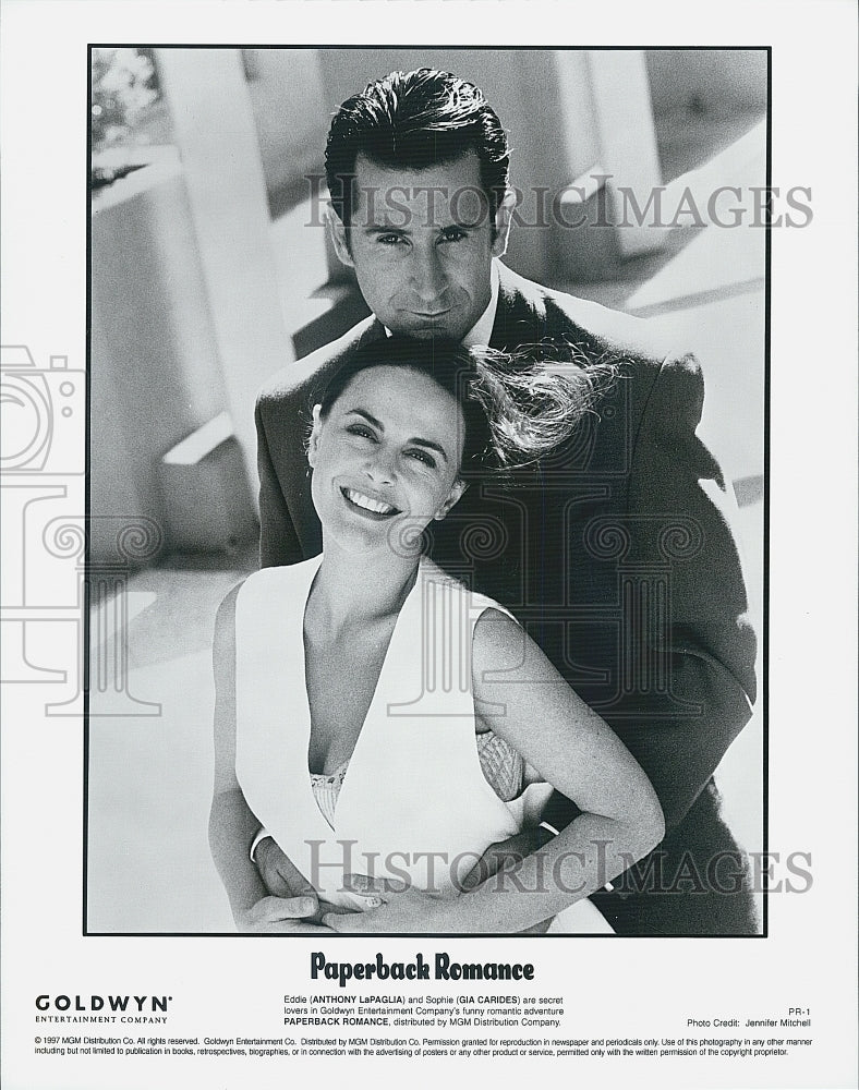 1997 Press Photo Anthony LaPaglia and Gia Carides in "Paperback Romance" - Historic Images