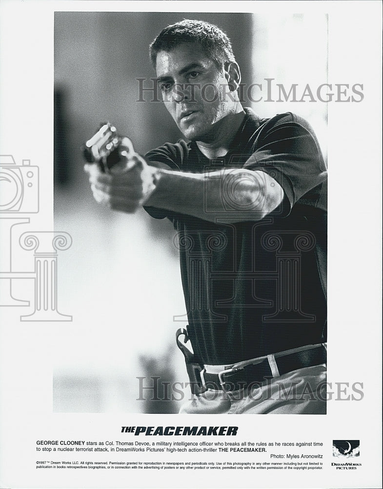 1997 Press Photo &quot;The Peacemaker&quot; George Clooney - Historic Images