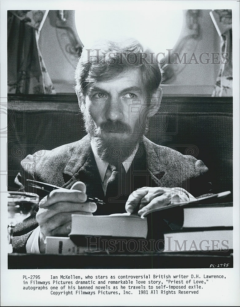 1981 Press Photo Actor Ian McKellen as D.H. Lawrence in &quot;Priest of Love&quot; - Historic Images