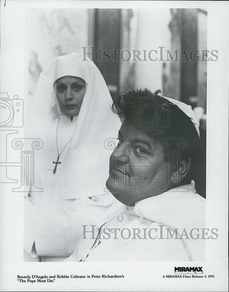 1991 Press Photo Beverly D&#39;Angelo &amp;Robbie Coltrane star in &quot;The Pope Must Die&quot; - Historic Images