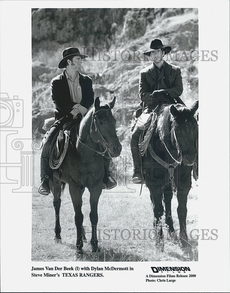 2000 Press Photo James Van Der Beek And Dylan McDermott In Movie &quot;Texas Rangers&quot; - Historic Images