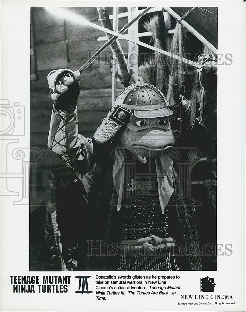 1993 Press Photo Donatello in &quot;Teenage Mutant Ninja Turtles III&quot; - Historic Images