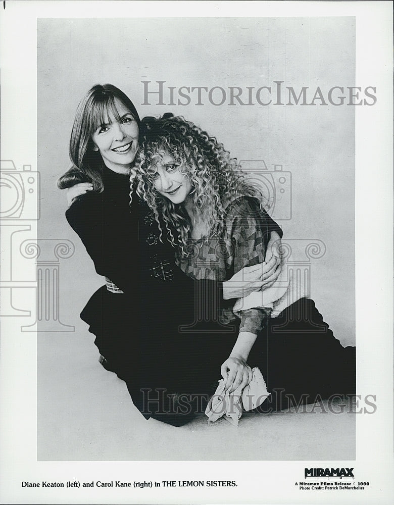 1990 Press Photo Diane Keaton and Carol Kane in &quot;The Lemon Sisters&quot; - Historic Images