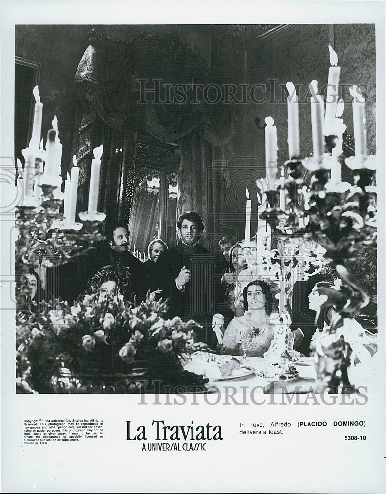 1983 Press Photo Placido Domingo in &quot;La Traviata&quot; - Historic Images