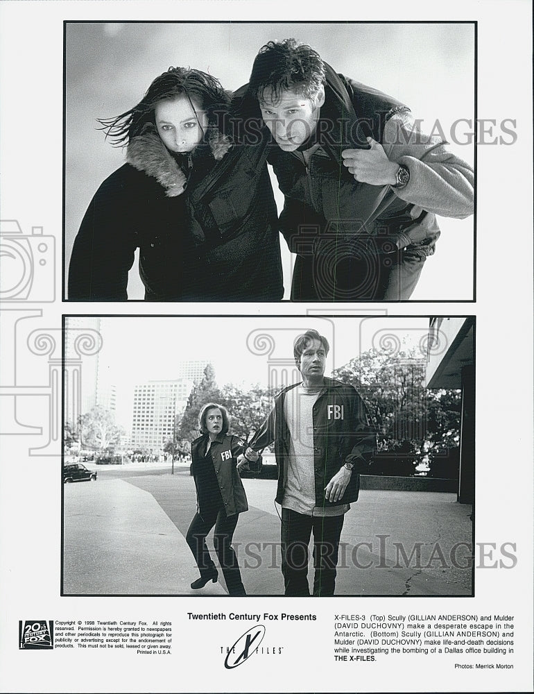 1998 Press Photo Actors Gillian Anderson David Duchovny in "The X Files" - Historic Images