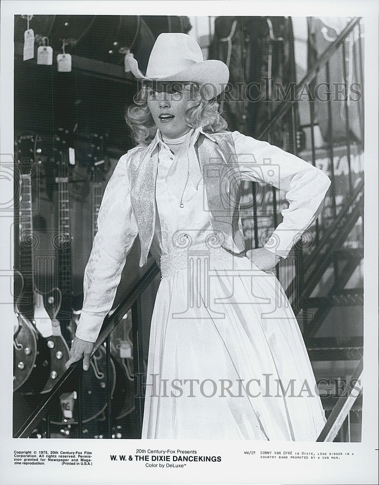1975 Press Photo Conny Van Dyke "W. W. & The Dixie Dancekings" - Historic Images