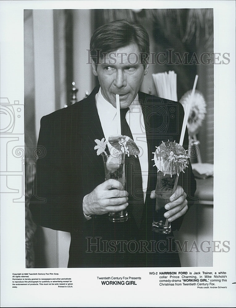 1988 Press Photo Actor Harrison Ford Starring In Comedy Film "Working Girl" - Historic Images