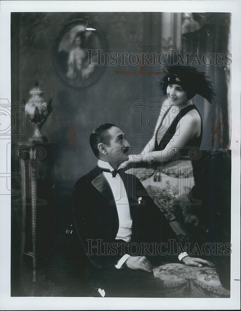 1977 Press Photo A scene from "A Woman of Paris" - Historic Images