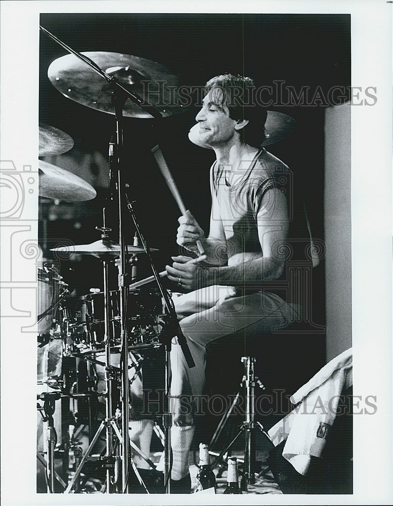 Press Photo Band Member Playing Drums - Historic Images