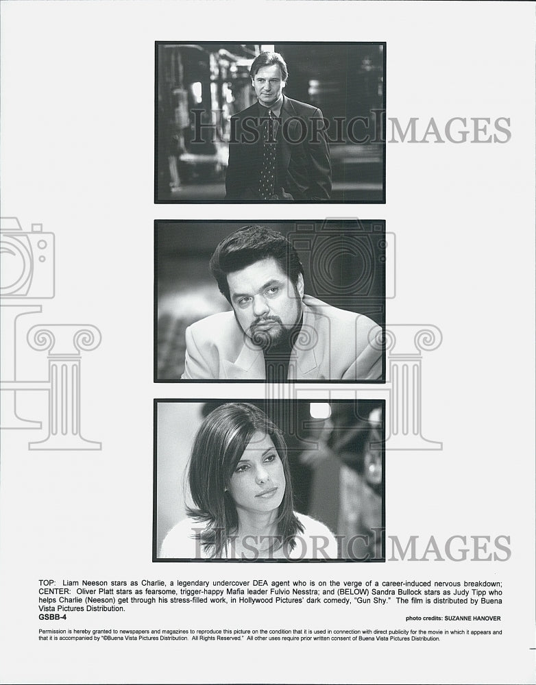 2000 Press Photo Actors Liam Neeson, Oliver Platt, Sandra Bullock In &quot;Gun Shy&quot; - Historic Images