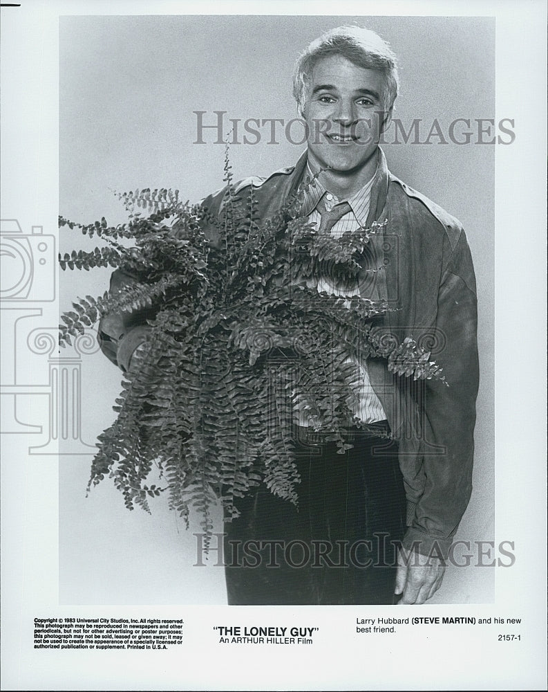 1983 Press Photo &quot;The Lonely Guy&quot; starring Steve Martin - Historic Images