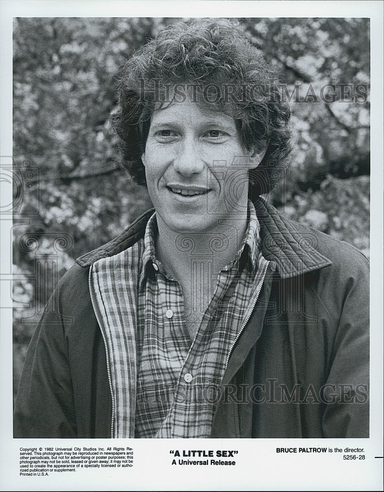 1982 Press Photo Bruce Paltrow Director Of Comedy Film "A Little Sex" - Historic Images