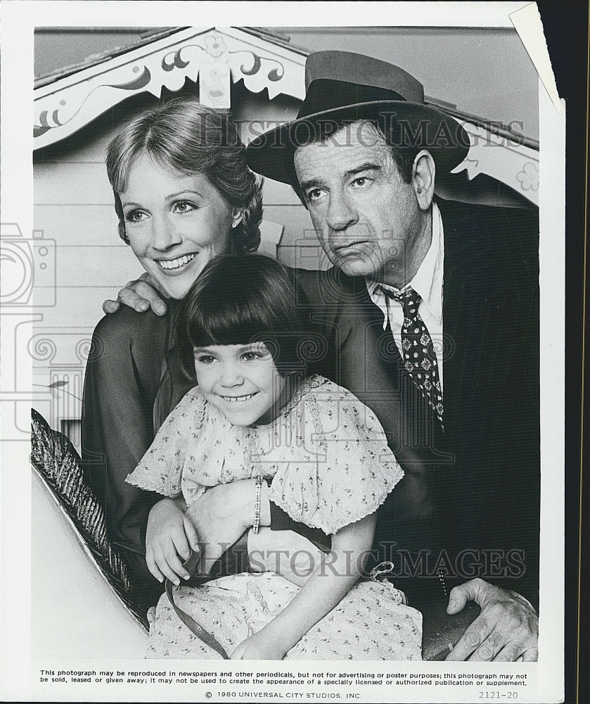 1980 Press Photo Actors Julie Andrews Walter Matthau Starring In - DFPG72261 - Historic Images