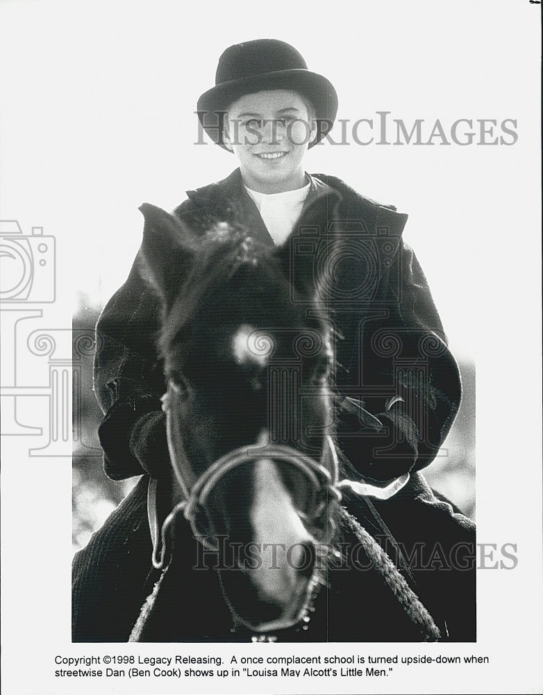 1998 Press Photo Ben Cook Stars In Little Men - Historic Images