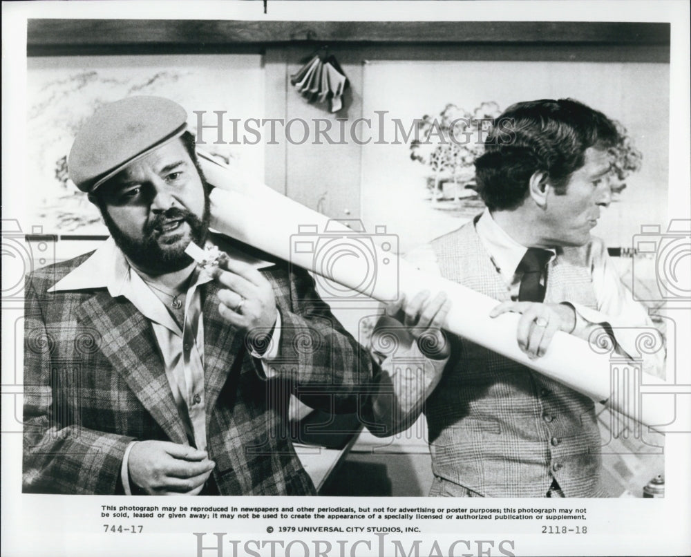 1979 Press Photo Dom Deluise, G. Segal &quot;The Last Married Couple In America&quot; - Historic Images