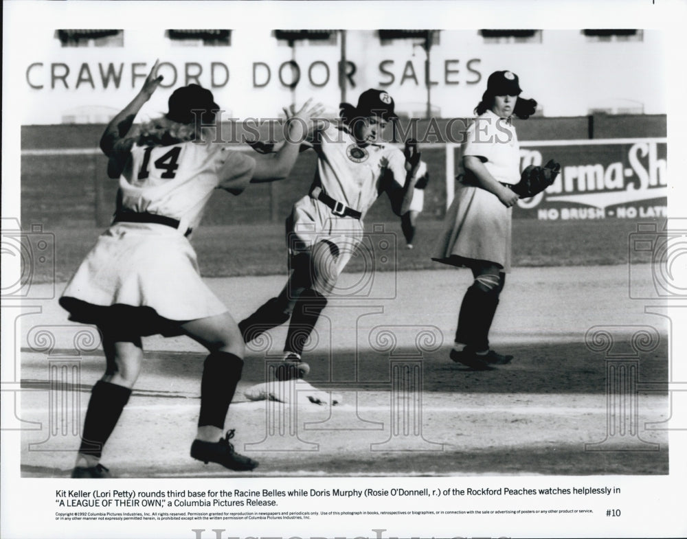 1992 Press Photo Actors Lori Petty And Rosie O&#39;Donnell &quot;A League Of Their Own&quot; - Historic Images