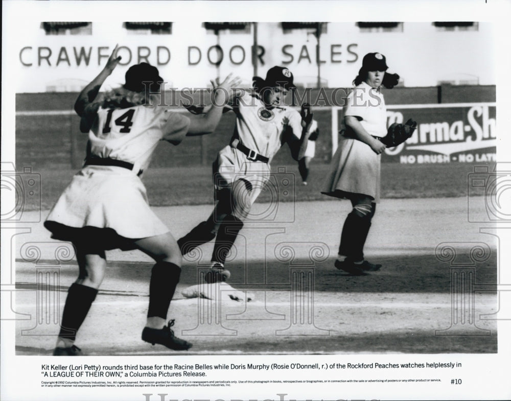 1992 Press Photo Actors Lori Petty And Rosie O'Donnell "A League Of Their Own" - Historic Images