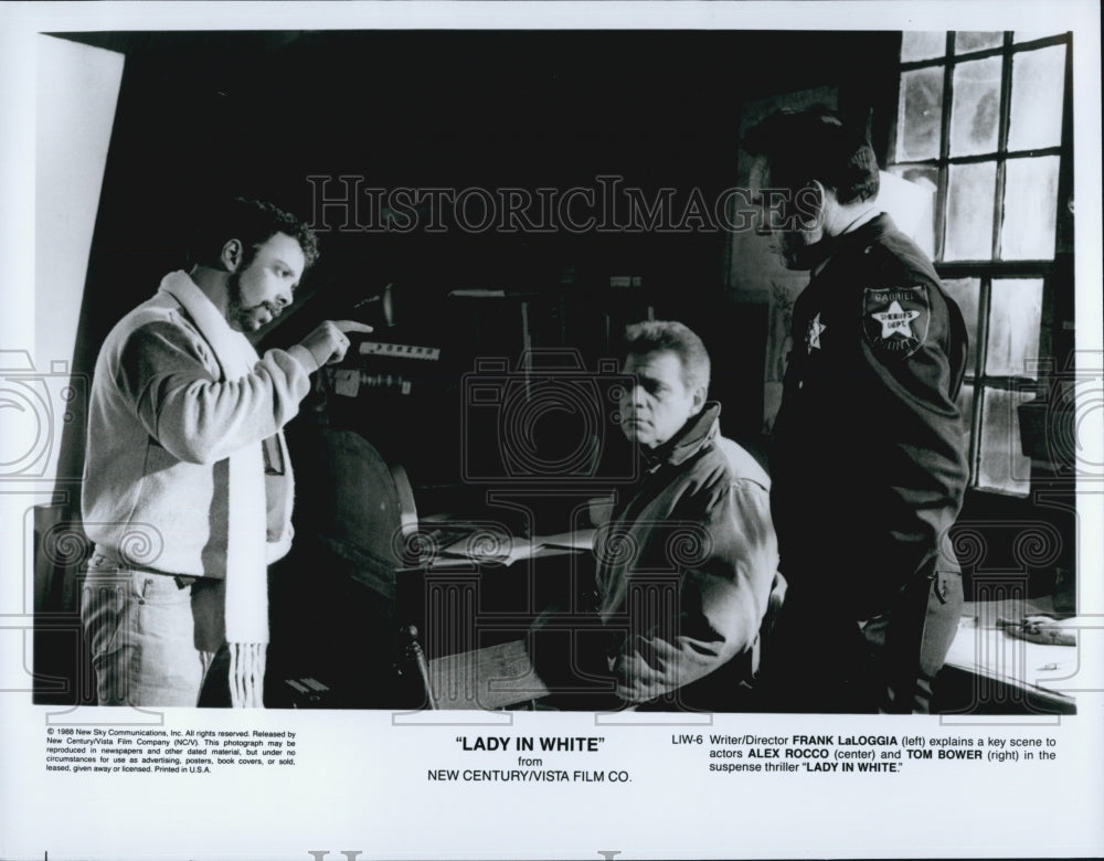 1988 Press Photo Director Frank LaLoggia, Actors Alex Rocco And Tom Bower On Set - Historic Images