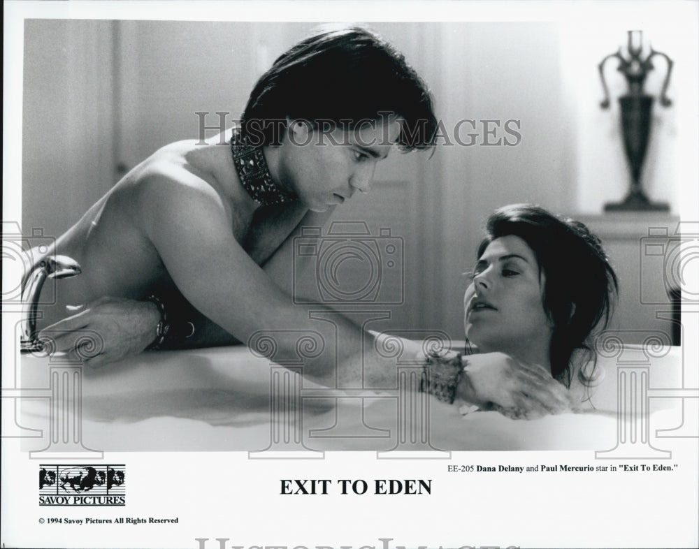 1994 Press Photo Dana Delany, Paul Mercurio "Exit to Eden" - Historic Images