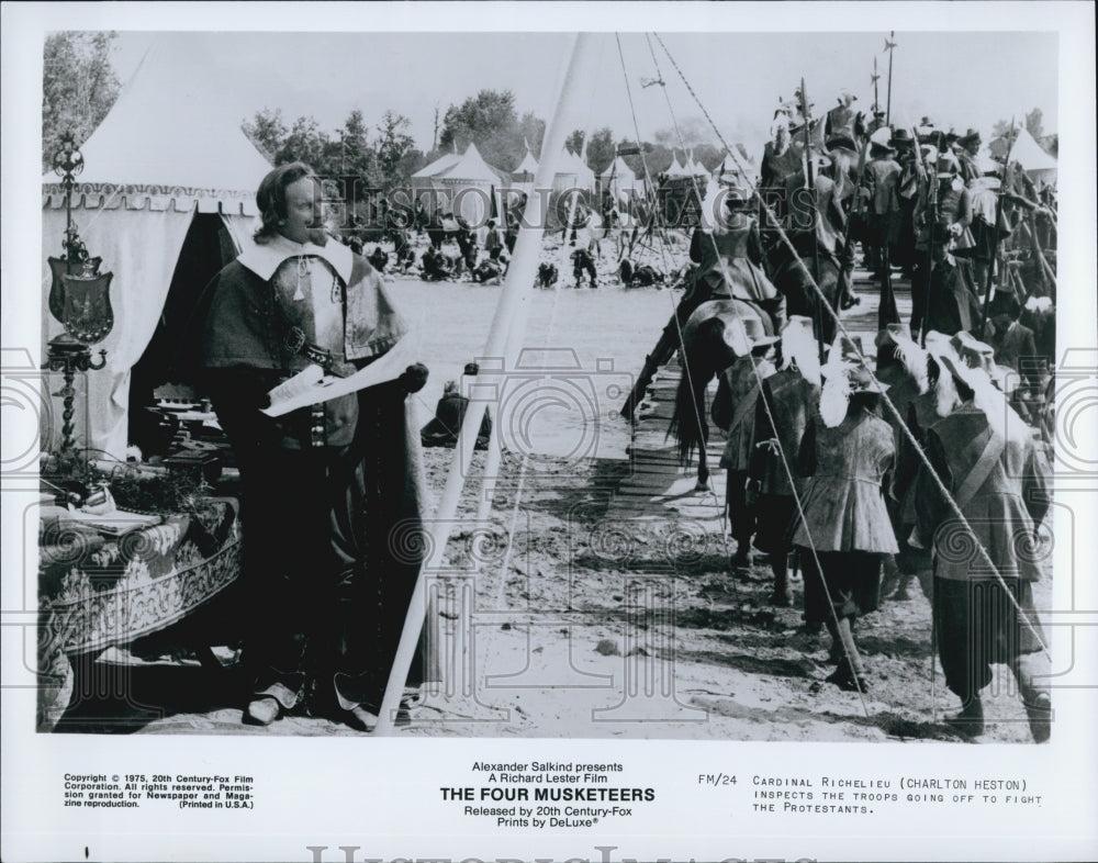 1975 Press Photo "The Four Musketeers" starring Charlton Heston - Historic Images