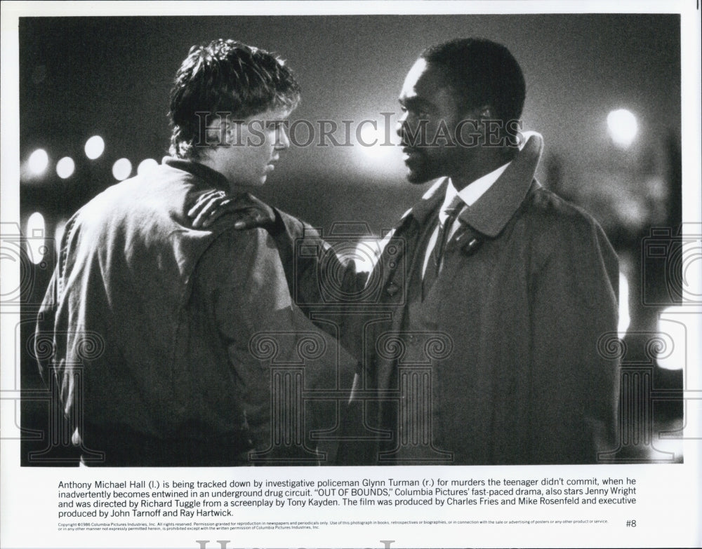 1986 Press Photo Anthony Michael Hall Glynn Turman In &quot;Out Of Bounds&quot; - Historic Images