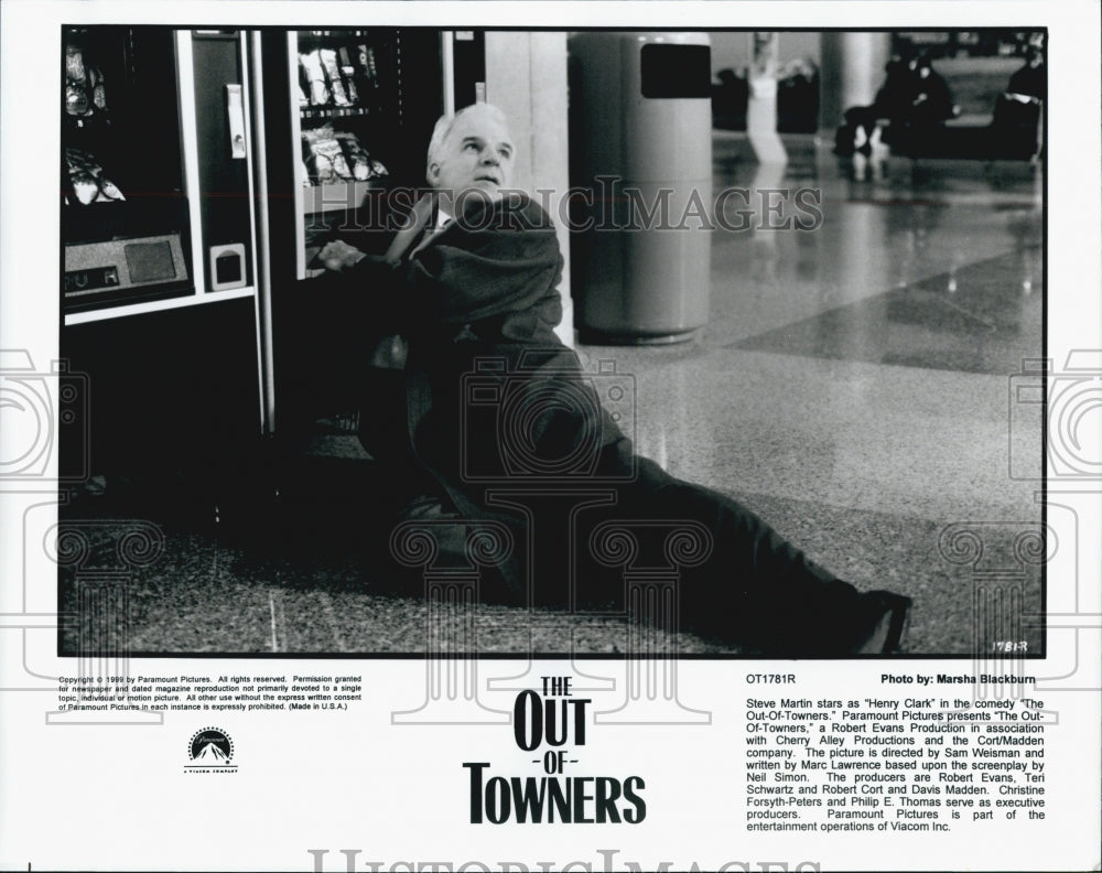 1999 Press Photo Actor Steve Martin in &quot;The Out of Towners&quot; Film - Historic Images