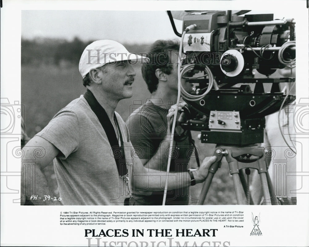 1984 Press Photo  &quot;Places in the Heart&quot;  Director Nestor Almendros - Historic Images