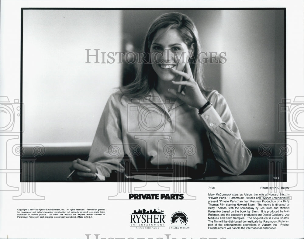 1997 Press Photo Mary McConnell Stars In Private Parts - Historic Images