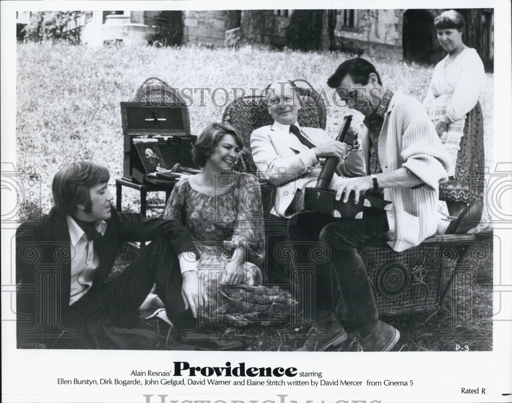 1977 Press Photo Scene From Film &quot;Providence&quot; Starring Actress Ellen Burstyn - Historic Images