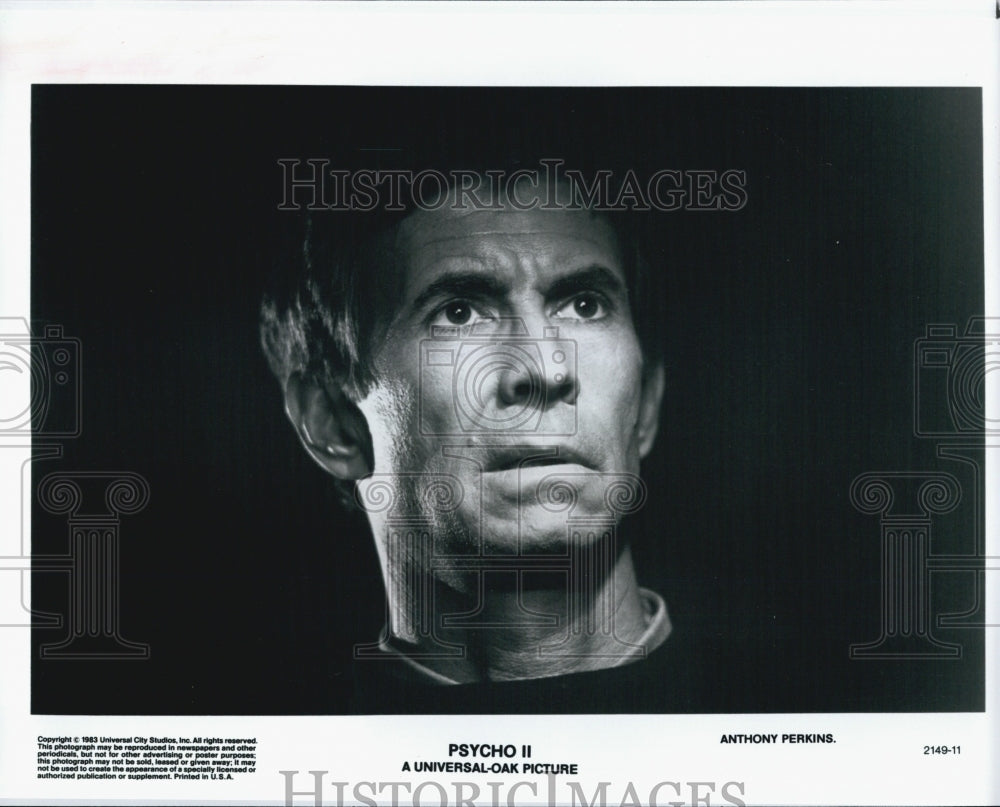 1983 Press Photo Actor Anthony Perkins Starring In Horror Film "Psycho II" - Historic Images