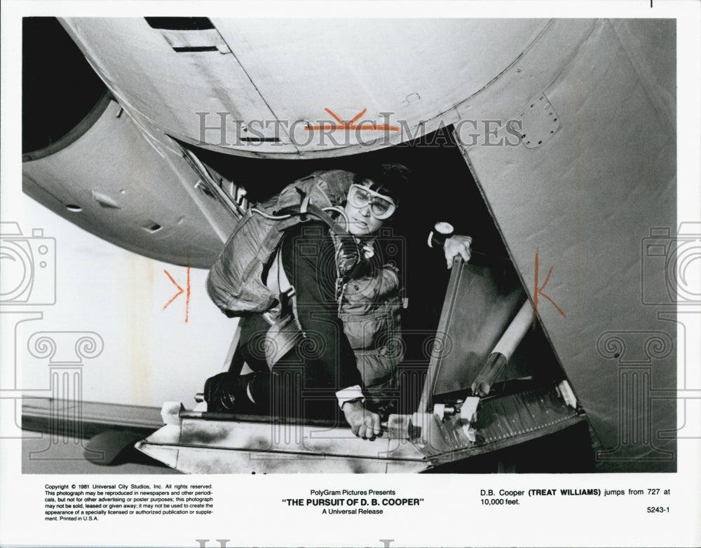 1981 Press Photo "The Pursuit of D.B. Cooper" starring Treat Williams - Historic Images