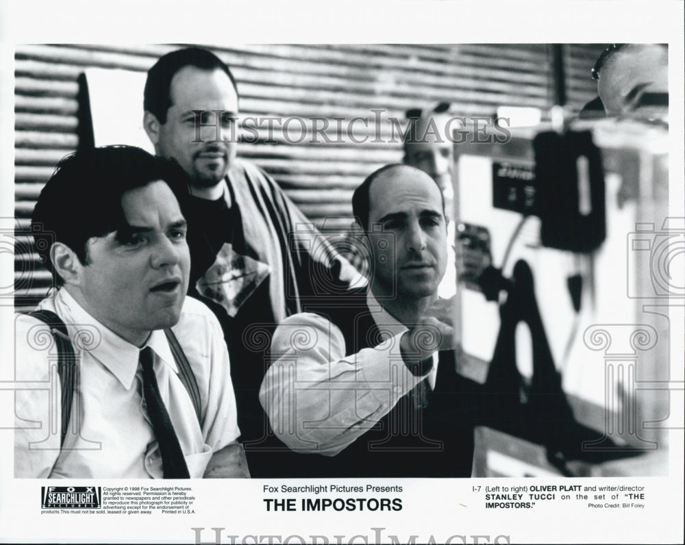 1998 Press Photo Actor Oliver Platt, Stanley Tucci on "The Impostors" Film Set - Historic Images