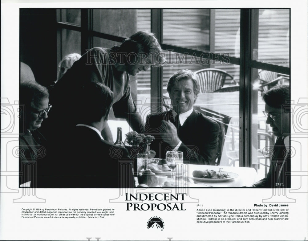 1993 Press Photo Director Adrian Lyne, Robert Redford "Indecent Proposal" Film - Historic Images
