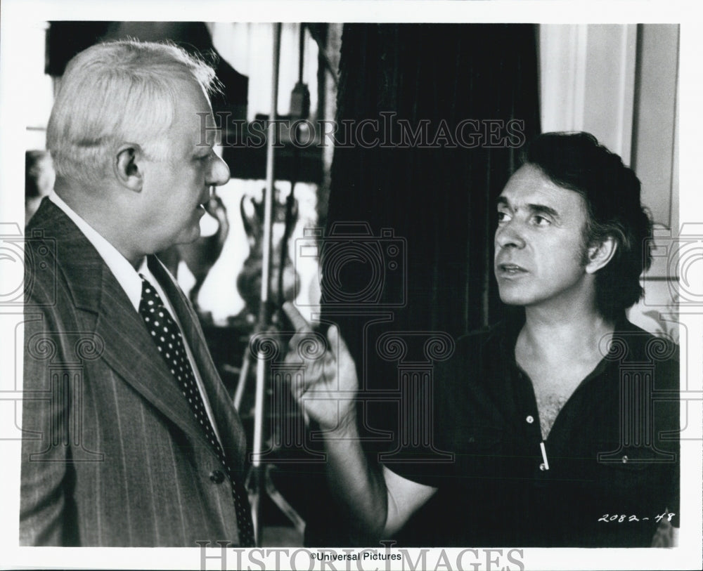 1976 Press Photo  "W.C. Fields and Me"  Rod Steiger & director Arthur Hiller - Historic Images