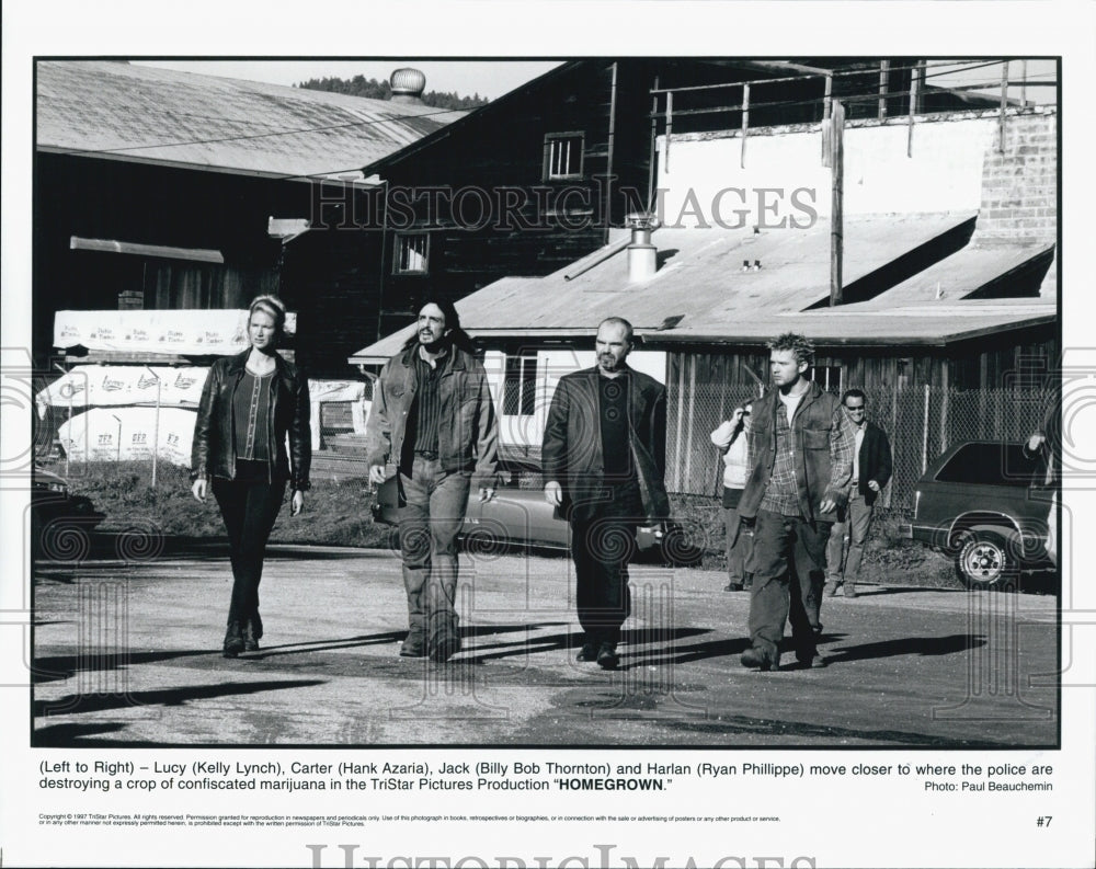 1998 Press Photo Kelly Lynch, Hank Azaria, Billy Bob Thornton In &quot;Homegrown&quot; - Historic Images