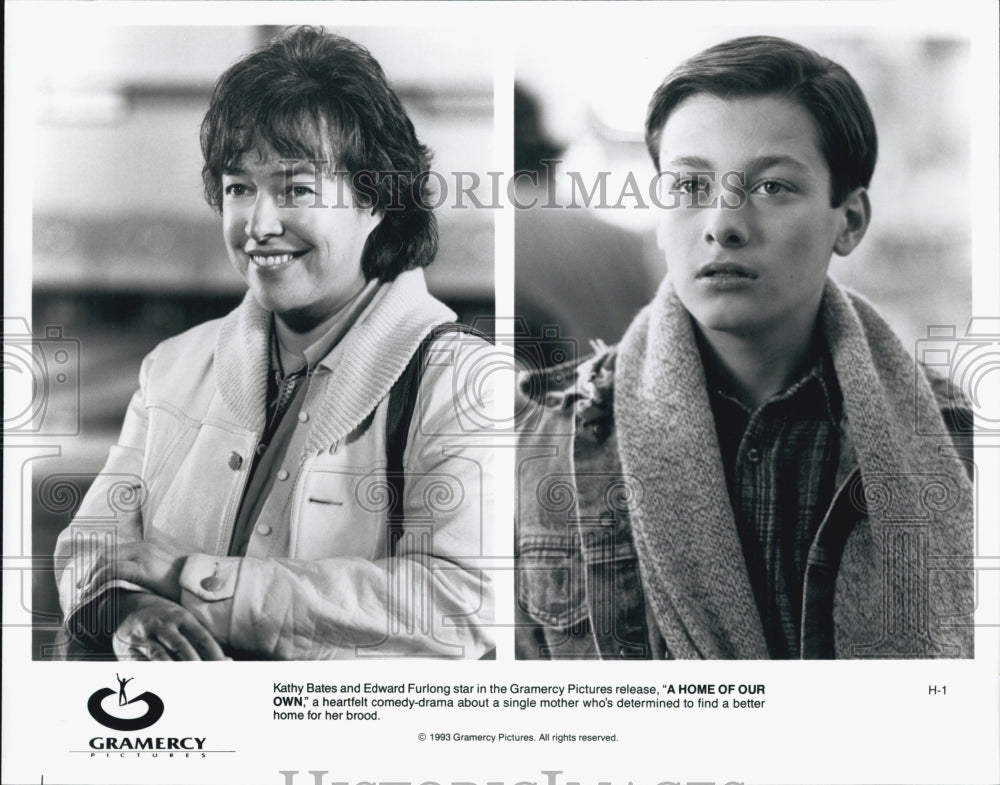 1993 Press Photo Actors Kathy Bates And Edward Furlong In "A Home Of Our Own" - Historic Images