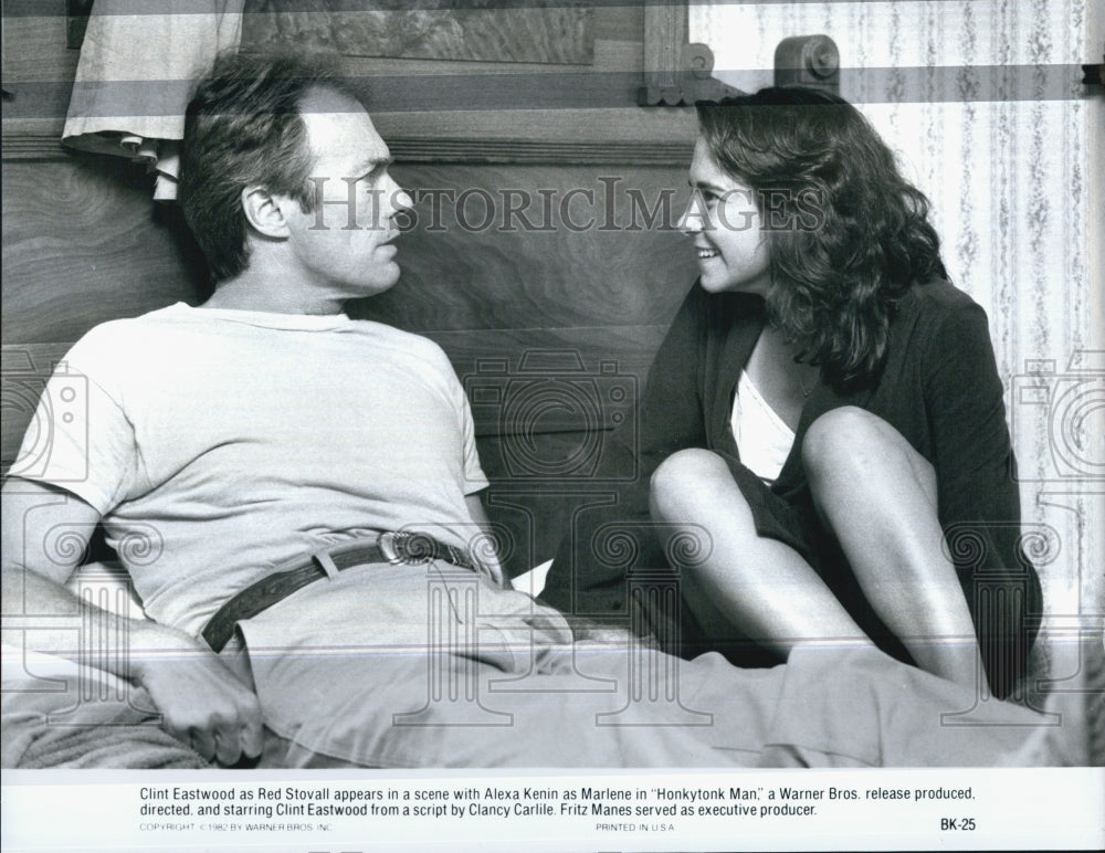 1982 Press Photo "Honkytonk Man" Clint Eastwood & Alexa Kenin - Historic Images